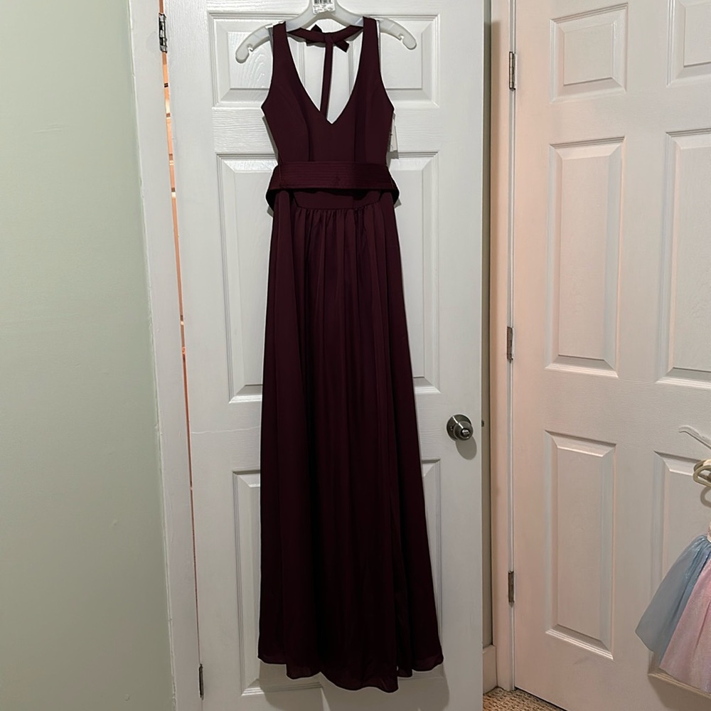 NEW Vera Wang WHITE Wine Colour Full Length Special Occasion / Bridesmaid /Grad